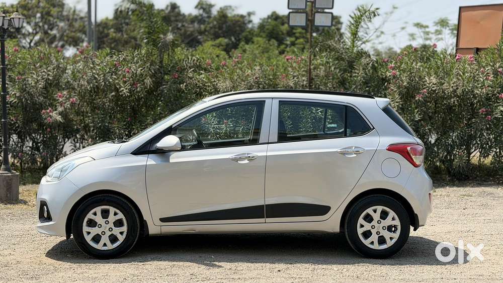 Hyundai Grand I10 2013-2016 At Sportz, 2014, Petrol
