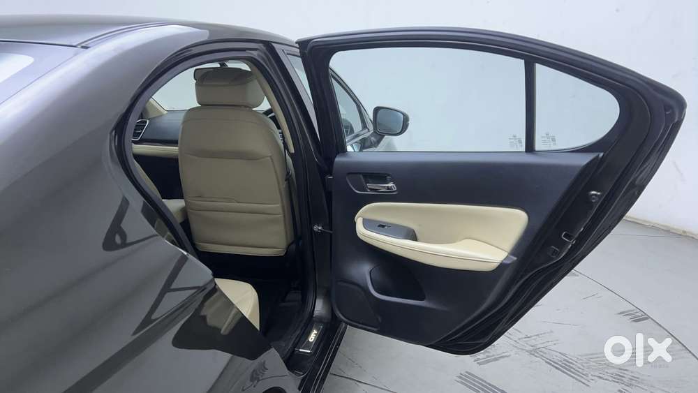 Honda City I-vtec Cvt Zx, 2022, Petrol