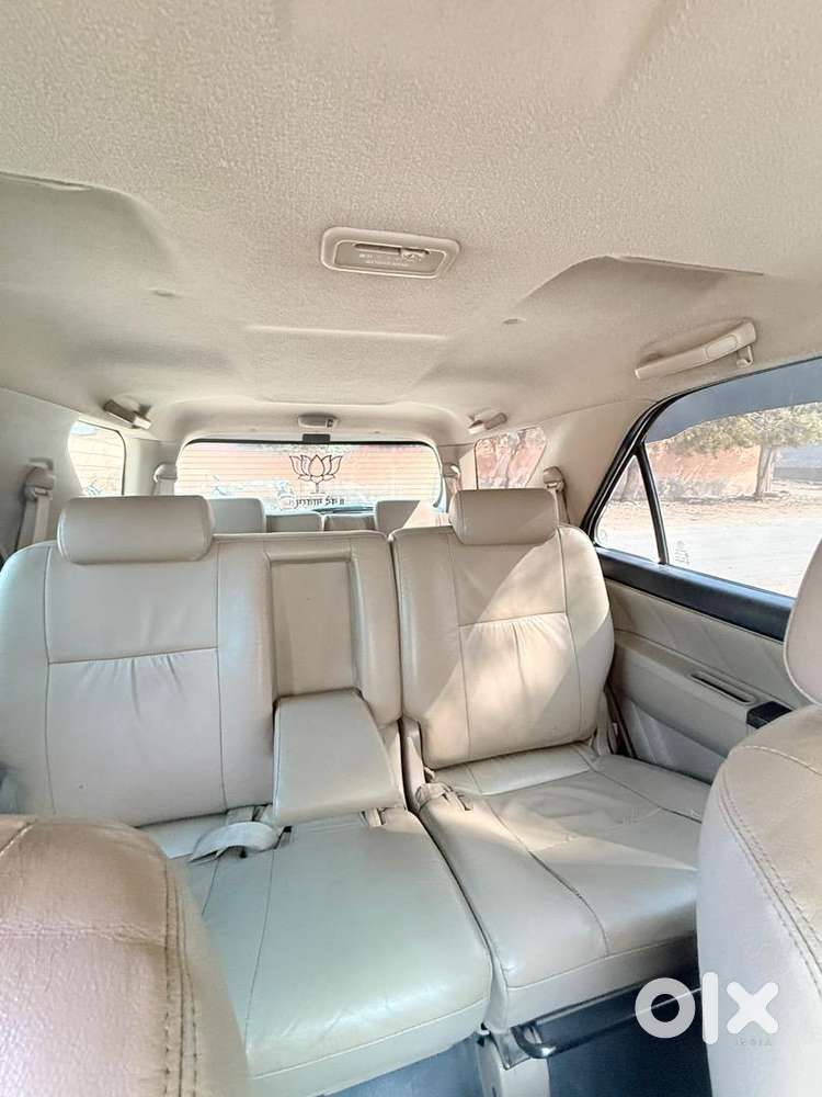 Toyota Fortuner 2015 Diesel Well Maintained