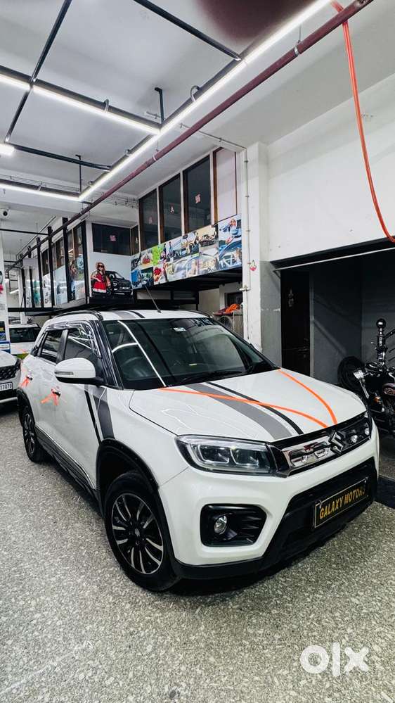 Maruti Suzuki Brezza Vxi At, 2021, Petrol