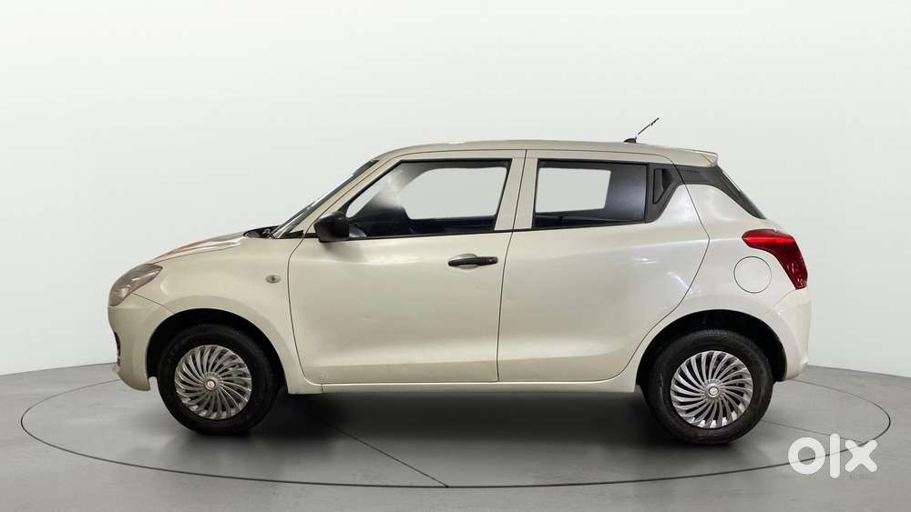 Maruti Suzuki Swift Vvt Lxi, 2022, Petrol
