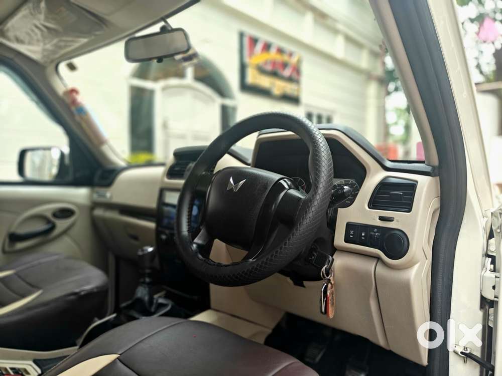 Mahindra Scorpio Classic, 2023, Diesel