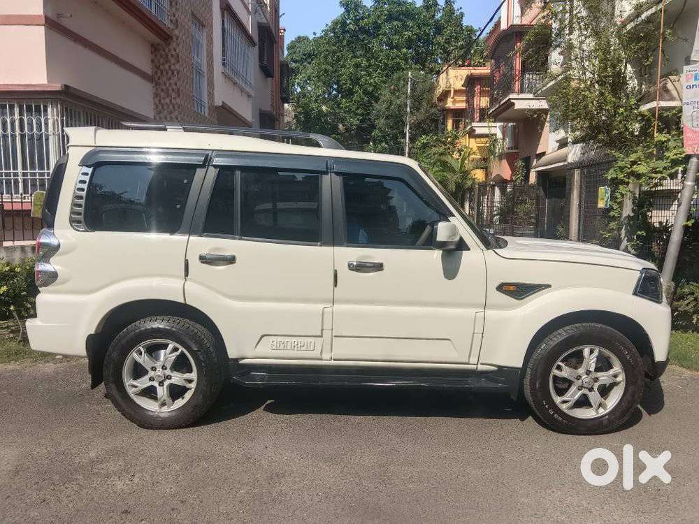 Mahindra Scorpio S10 7 Seater, 2016, Diesel