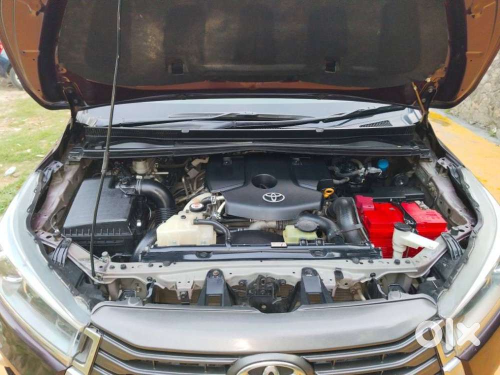 Toyota Innova Crysta 2.4 V, 2021