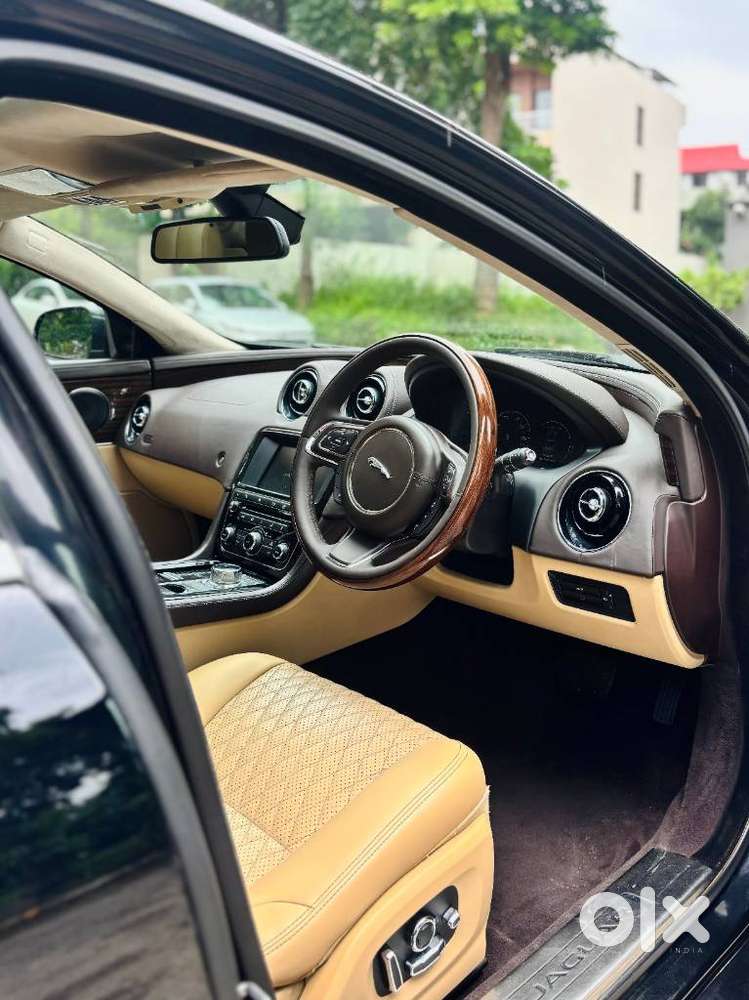 Jaguar Xj L 2.0 Petrol, 2017, Petrol