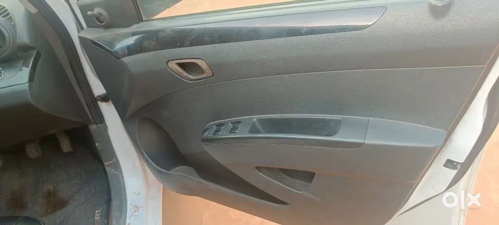 Chevrolet Beat 2011 Petrol 46000 Km Driven