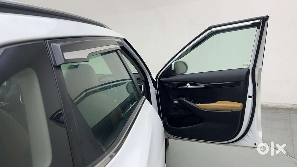 Kia Seltos 1.5 Htx+ Petrol At, 2023, Petrol