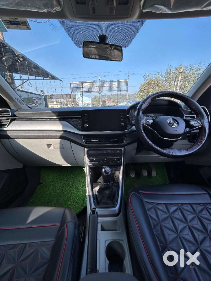 Skoda Kushaq Ambition 1.5l Tsi Mt, 2023, Petrol