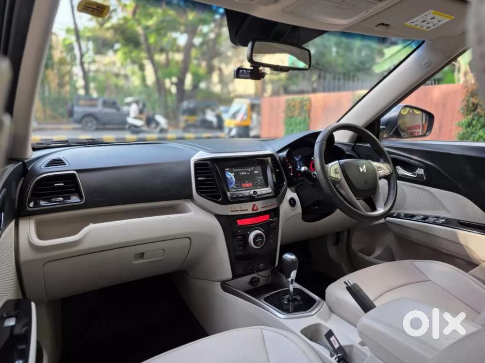 Mahindra Xuv300 W8 (o) 1.5 Diesel Amt, 2022, Diesel