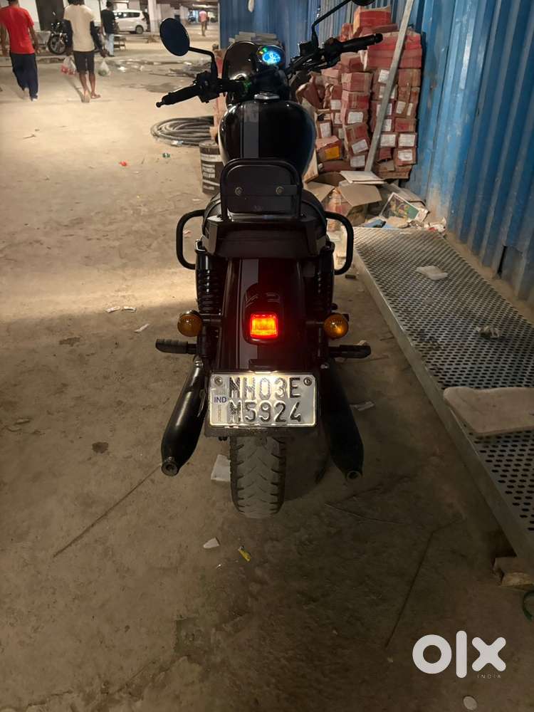 Jawa 42 Petrol Bike 2024