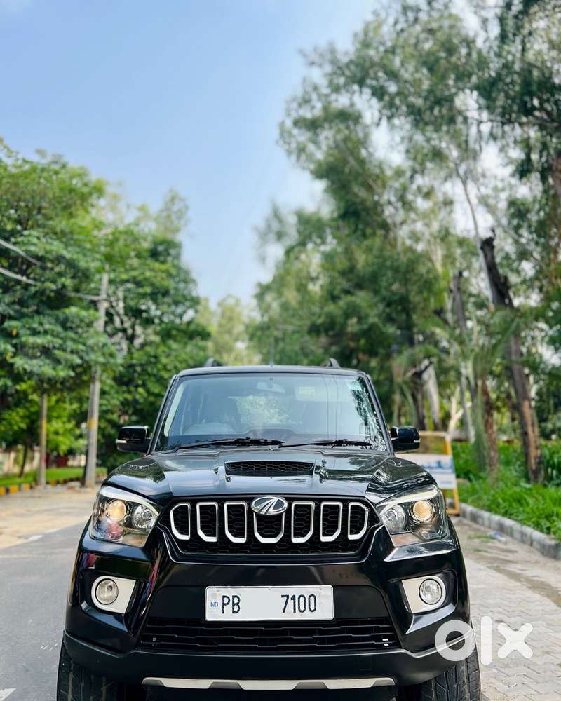 Mahindra Scorpio Classic 2.2 S 11 Mt 7 Str, 2020, Diesel