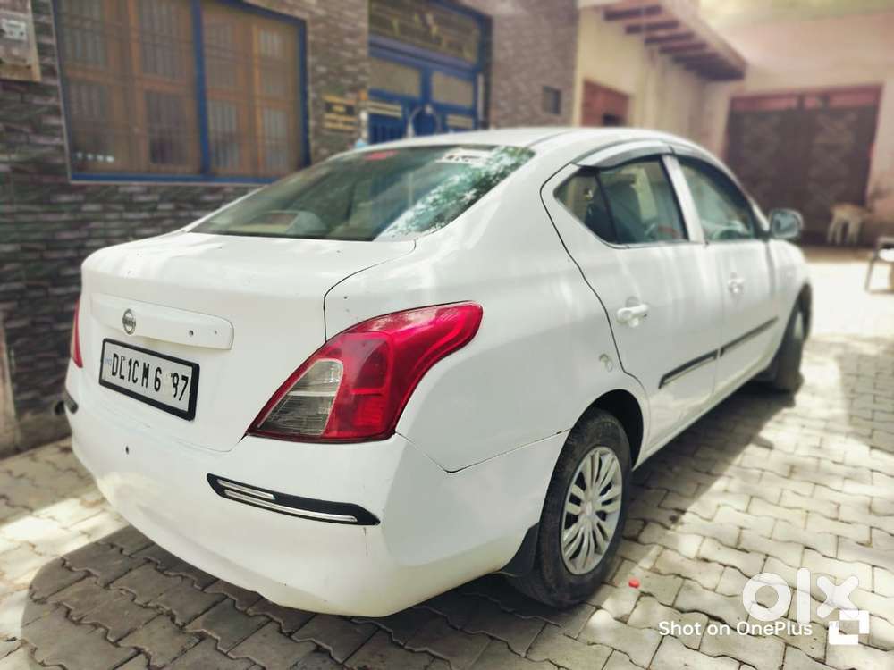 Nissan Car 2012 Model
