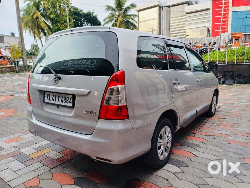Toyota Innova 2.5 Gx 7 Str Bs-iii, 2012, Diesel