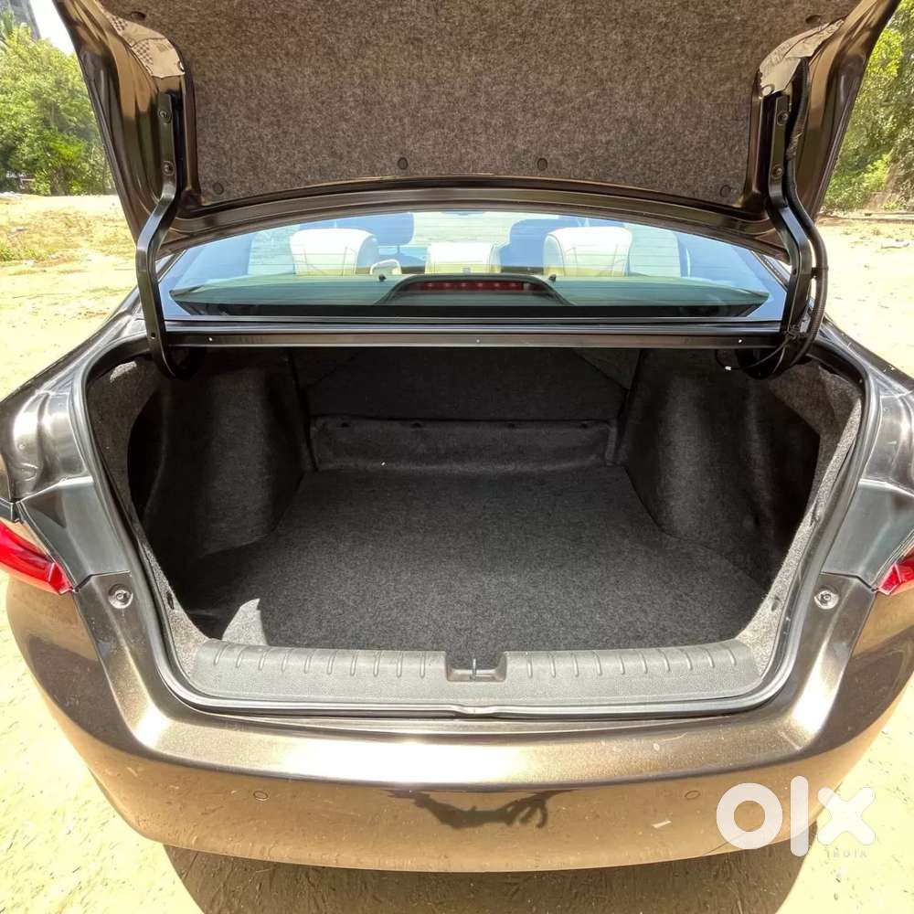 Honda City I-vtec Cvt Zx, 2020, Petrol
