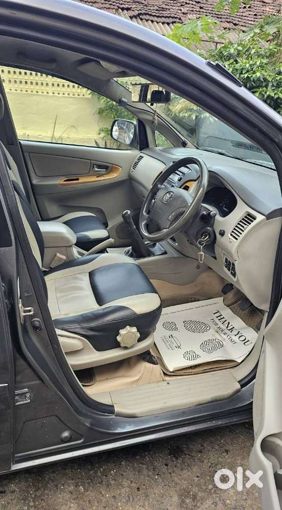 Toyota Innova 2.5 V 7 Str, 2009, Diesel