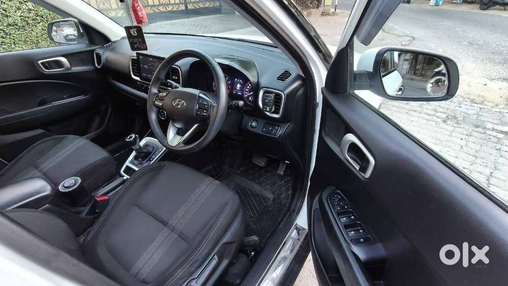 Hyundai Venue Sx Plus Turbo Dct, 2020, Petrol