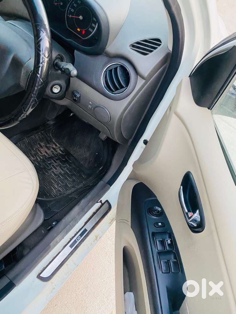 Hyundai I10 Sportz 2013