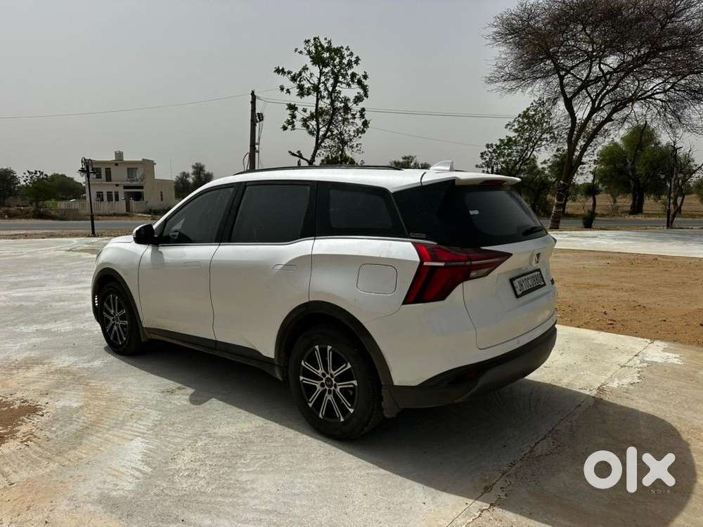 Mahindra Xuv700 Diesel Auto 2024 1st Owner
