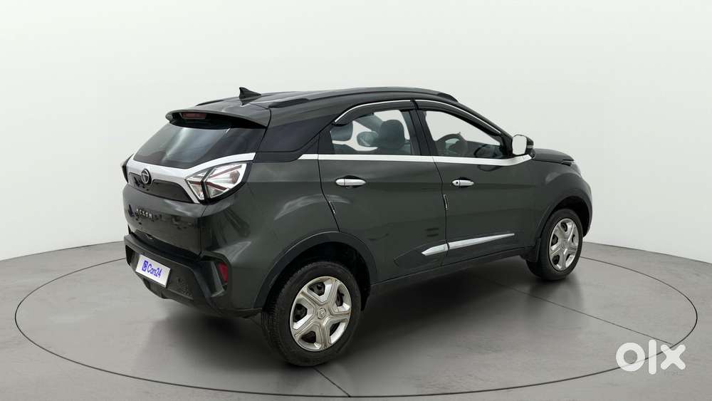Tata Nexon 1.2 Revotron XM (S), 2023, Petrol