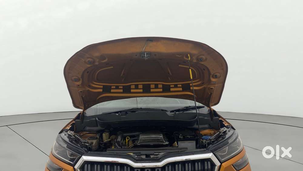 Skoda Kushaq 1.0 Ambition Classic Tsi At, 2021, Petrol