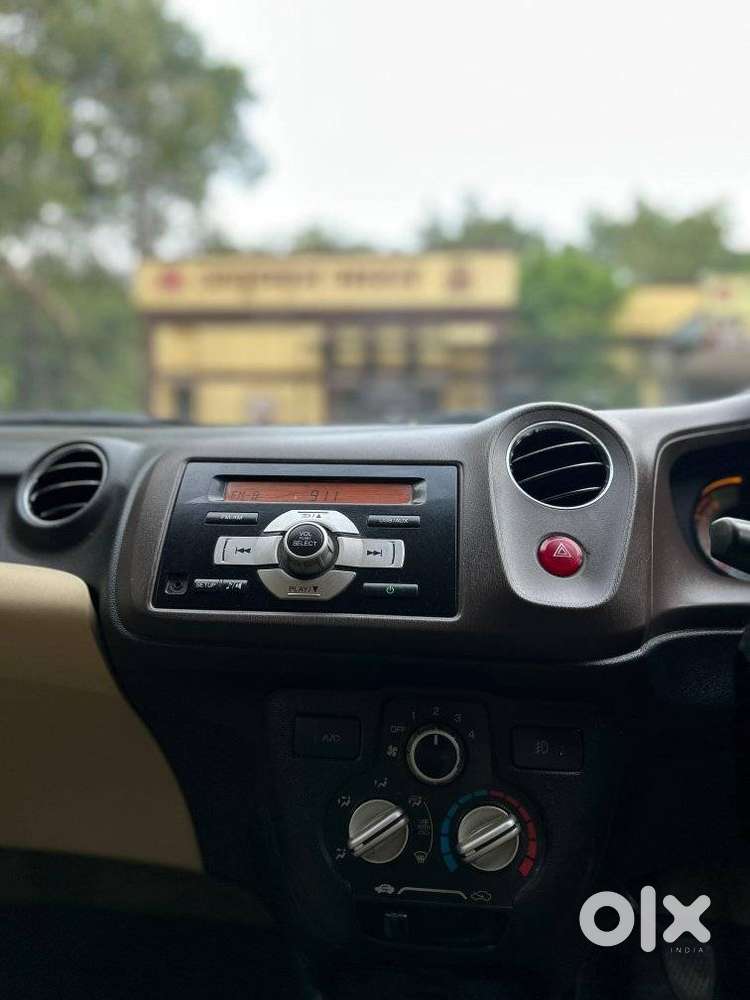 Honda Brio V Mt, 2012, Petrol