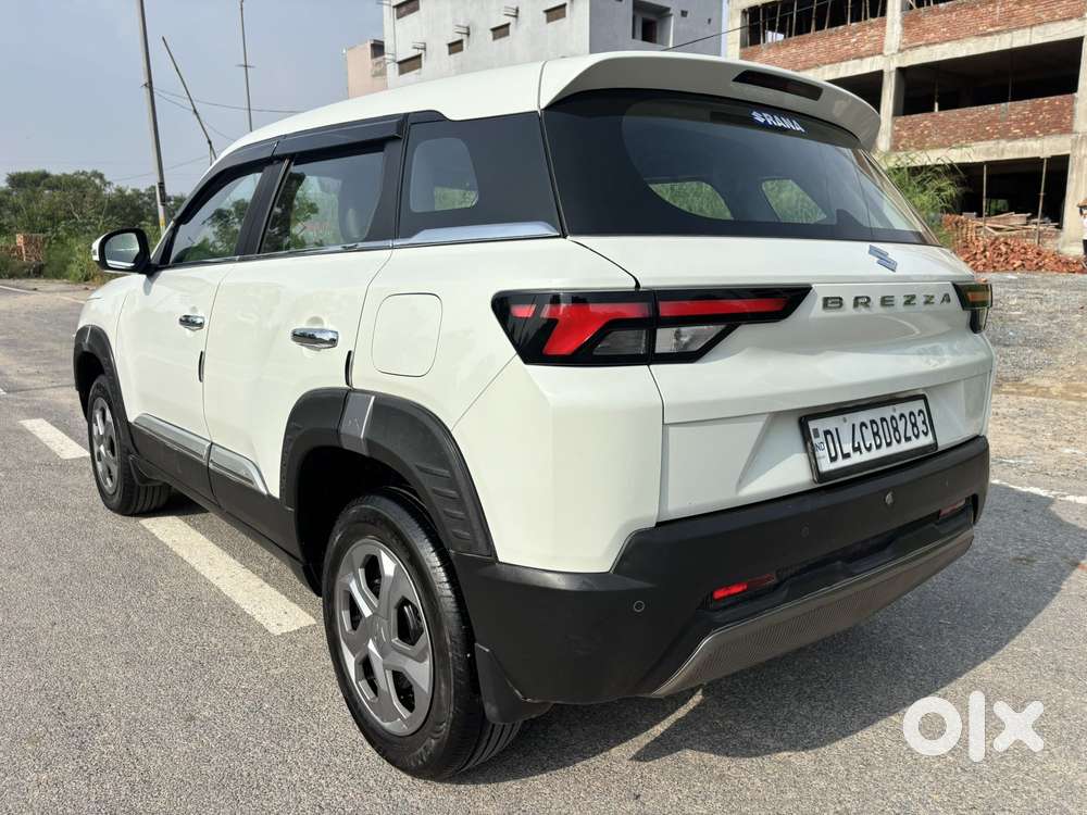 Maruti Suzuki Brezza 1.5 Lxi Smart Hybrid, 2024, Petrol