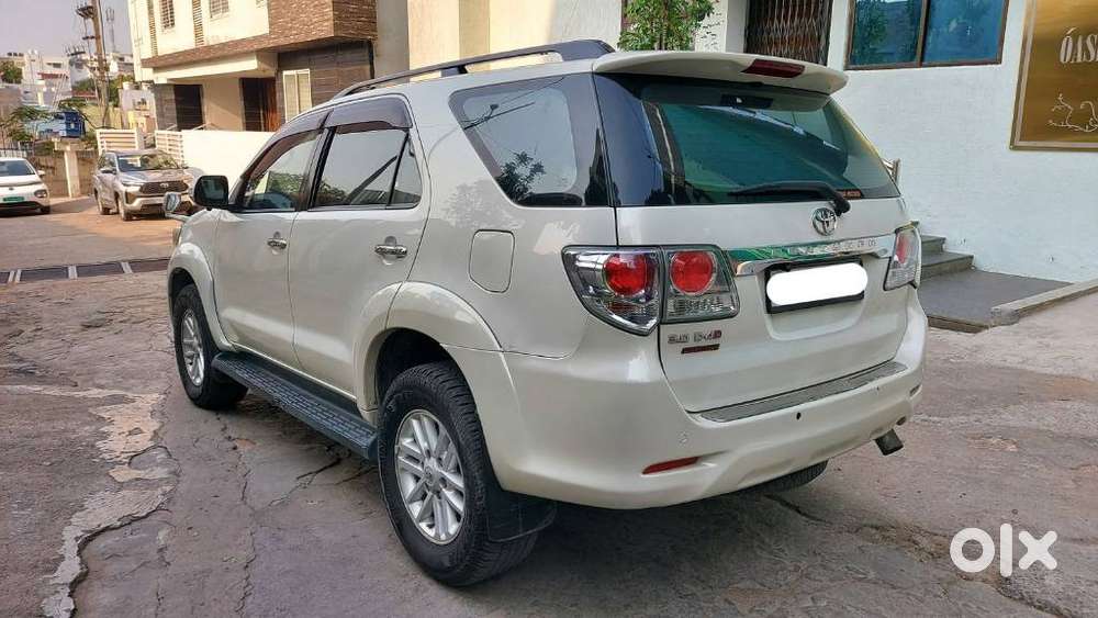 Toyota Fortuner 3.0 4x2 Automatic, 2013, Diesel