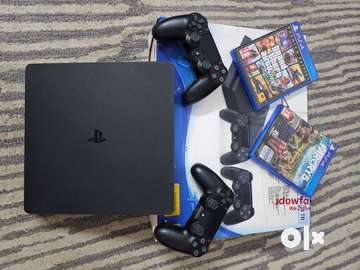 Sony Play Station 4 PS 4 Slim 1 TB almost new and rarely used