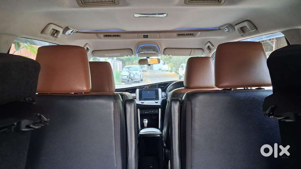 Toyota Innova Crysta 2.8 Z, 2016, Diesel