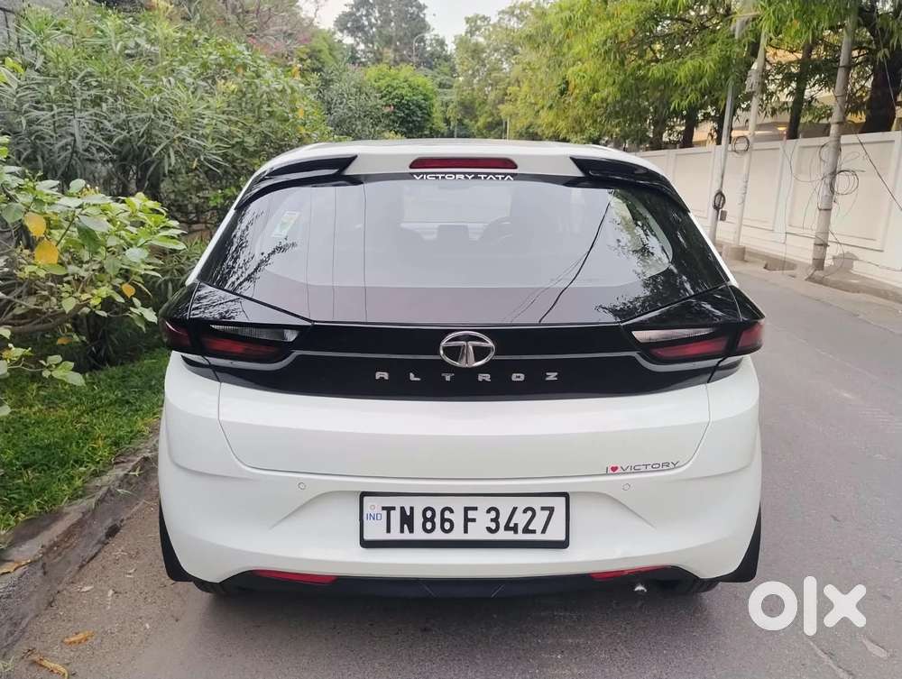 Tata Altroz 1.2 Xe, 2021, Petrol