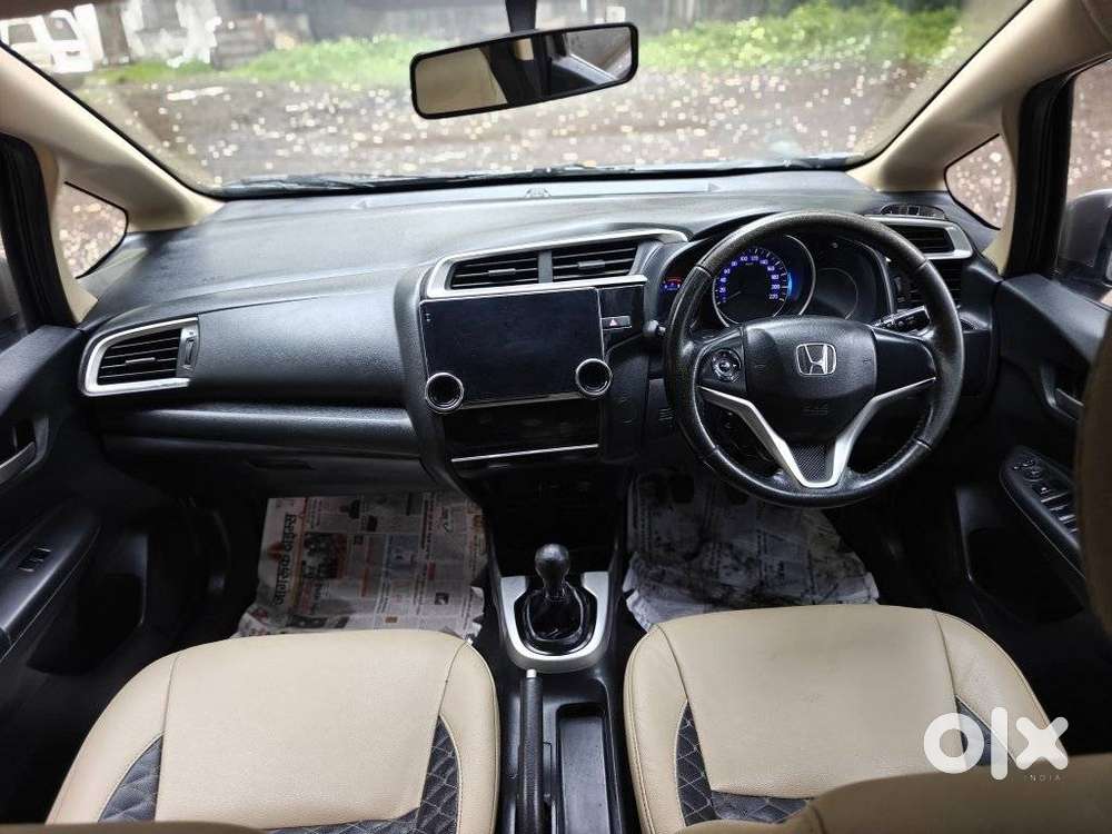 Honda Jazz V Mt Privilege, 2017, Cng & Hybrids