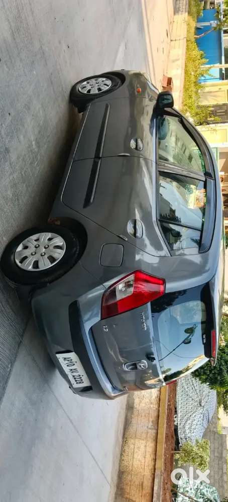 Hyundai I10 Sportz Petrol 2010