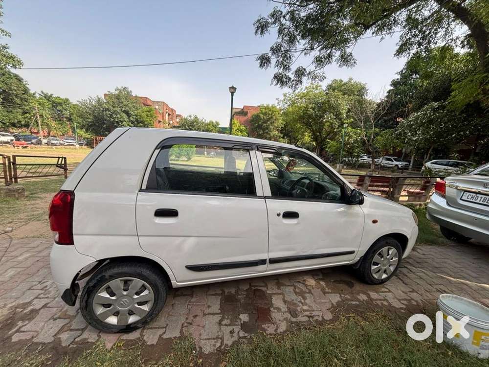 Maruti Suzuki 2012 Petrol
