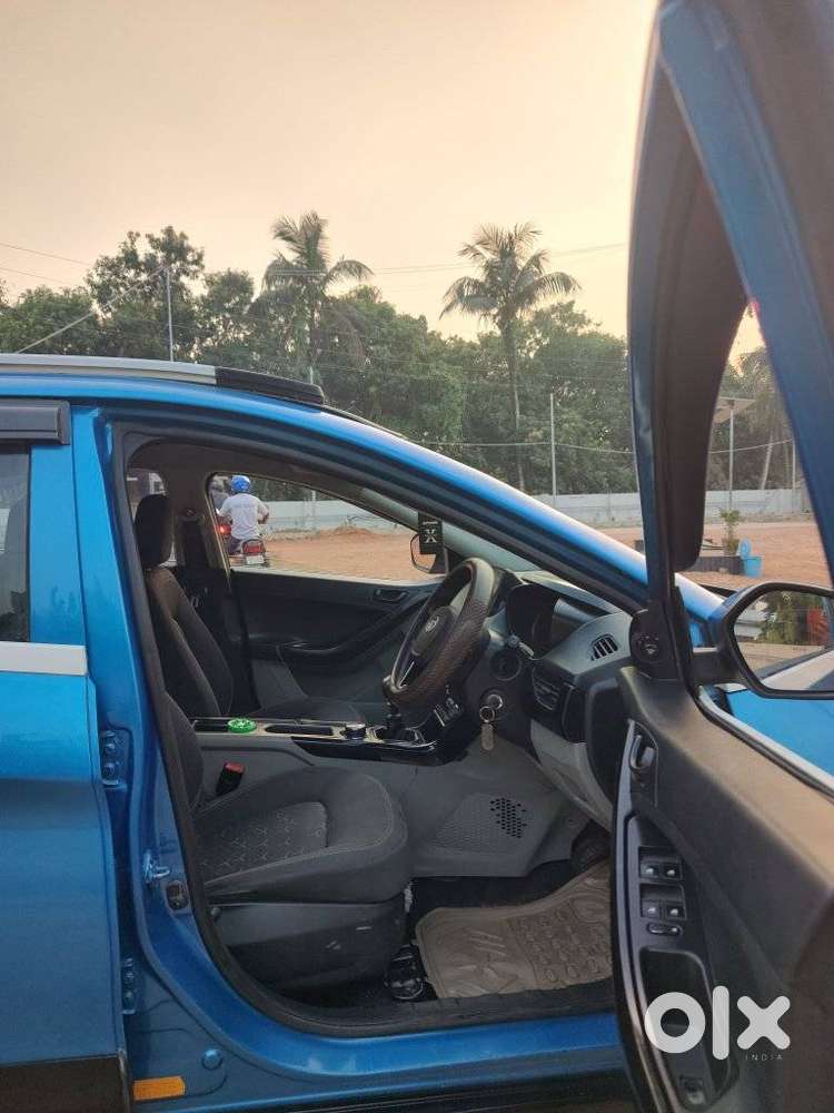 Tata Nexon 1.2 Revotron Xz, 2018, Diesel