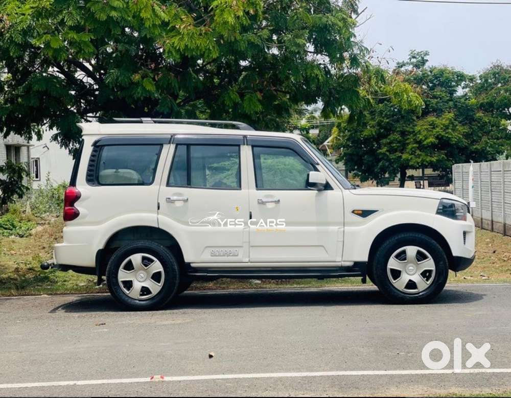 Mahindra Scorpio S6 Plus, 2015, Diesel
