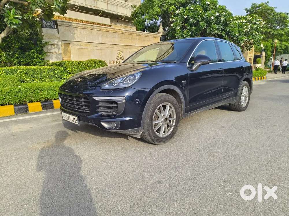 Porsche Cayenne 2015 Diesel 95000 Km Driven