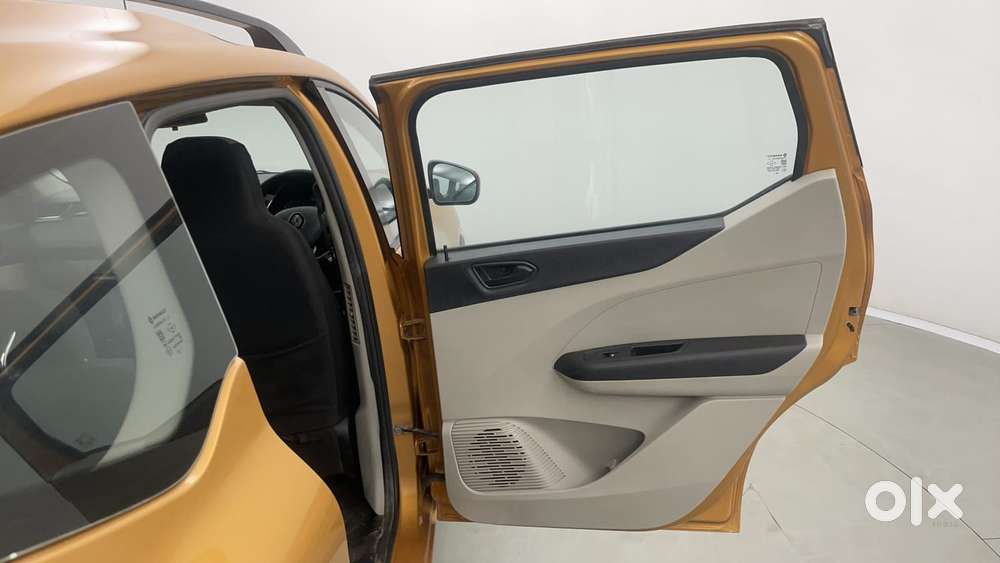 Renault Triber Rxt, 2020, Petrol