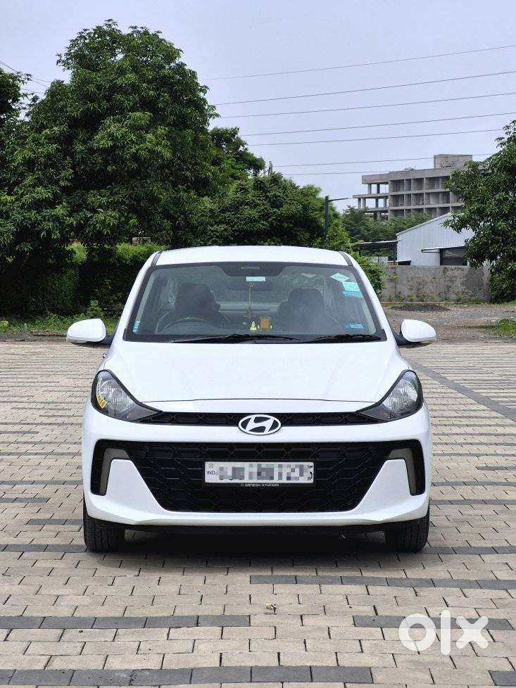 Hyundai Aura 1.2 Sx Cng, 2023, Cng & Hybrids