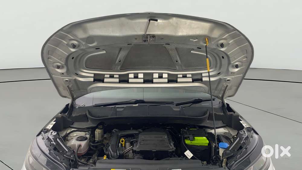 Skoda Kushaq 1.0 Tsi Ambition, 2022, Petrol