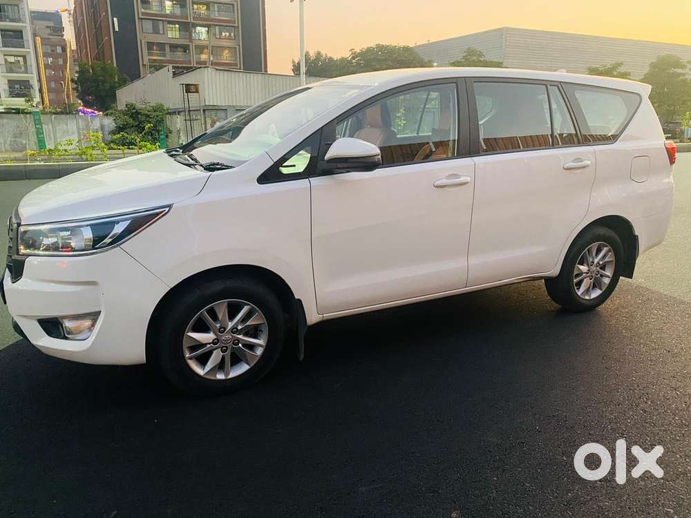 Toyota Innova Crysta 2.4 G Mt 7 Str, 2023, Diesel