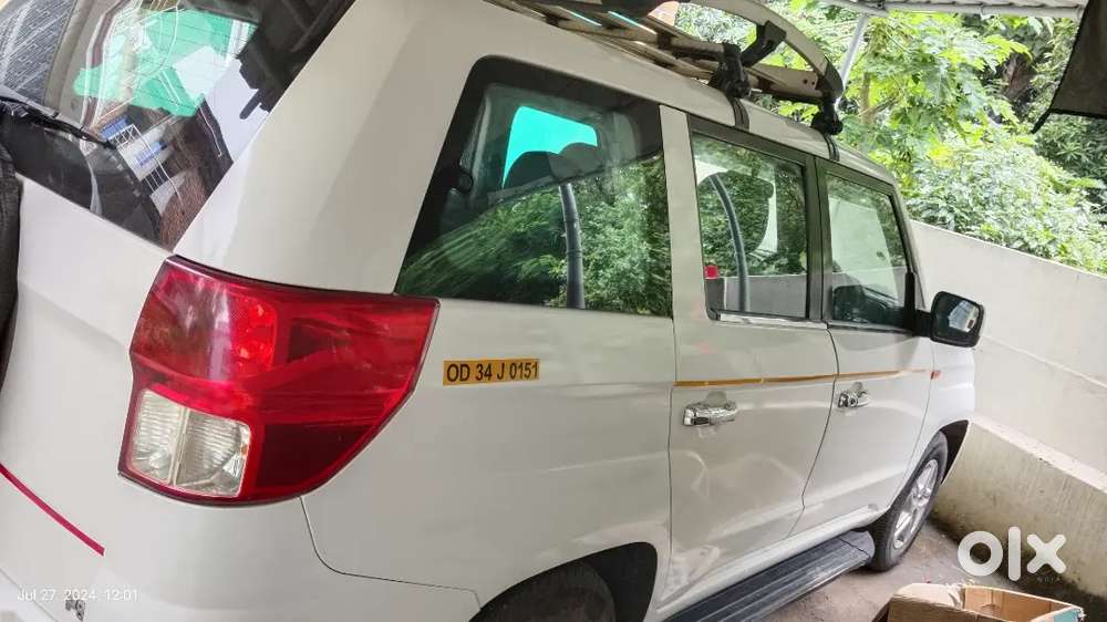 Mahindra Tuv 300 Plus P8 Model For Sale