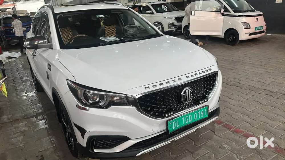 Mg Zs Ev In Immaculate Condition.