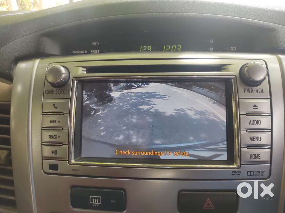 Toyota Innova 2.5 V 8 Str, 2015, Diesel