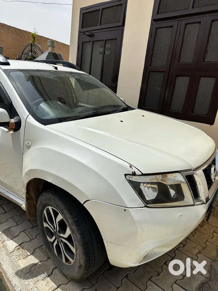 Nissan Terrano 2014