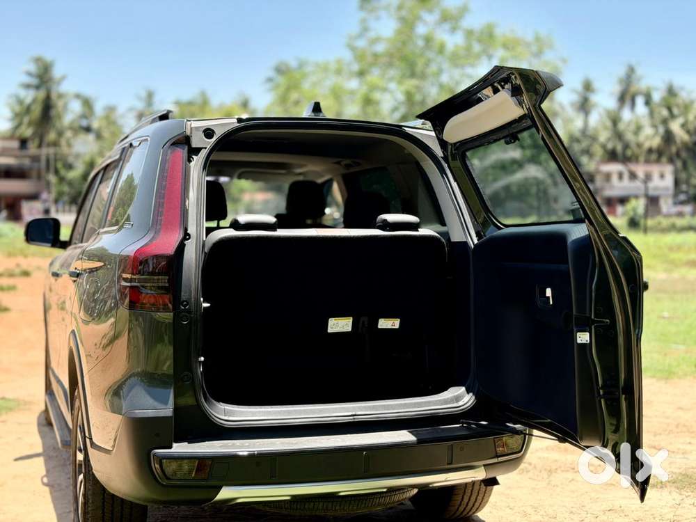 Mahindra Scorpio N Z8 Diesel At 2wd 7 Str [2022], 2023, Petrol