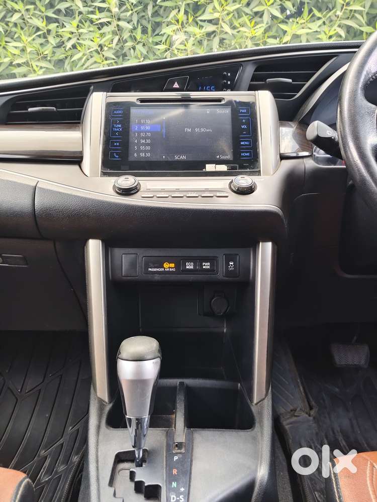 Toyota Innova Crysta 2.8z Automatic, 2019, Diesel