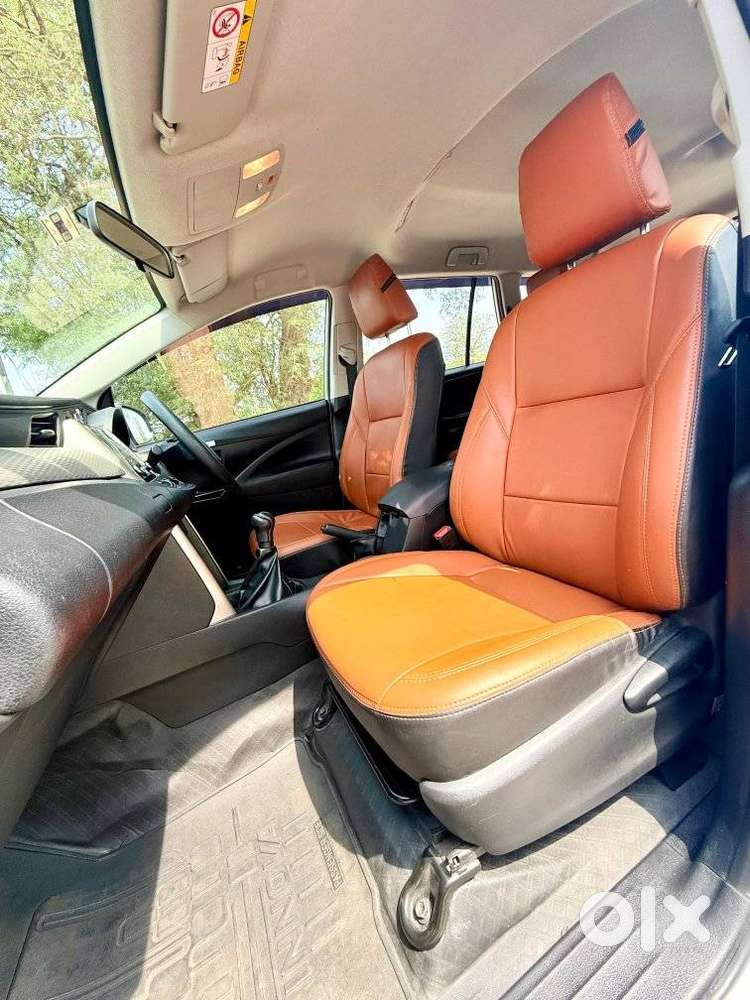 Toyota Innova Crysta [2020-ongoing] 2.4 Gx 8 Str, 2023, Diesel