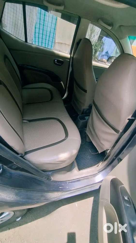 Hyundai I10 2014 Petrol 100000 Km Driven
