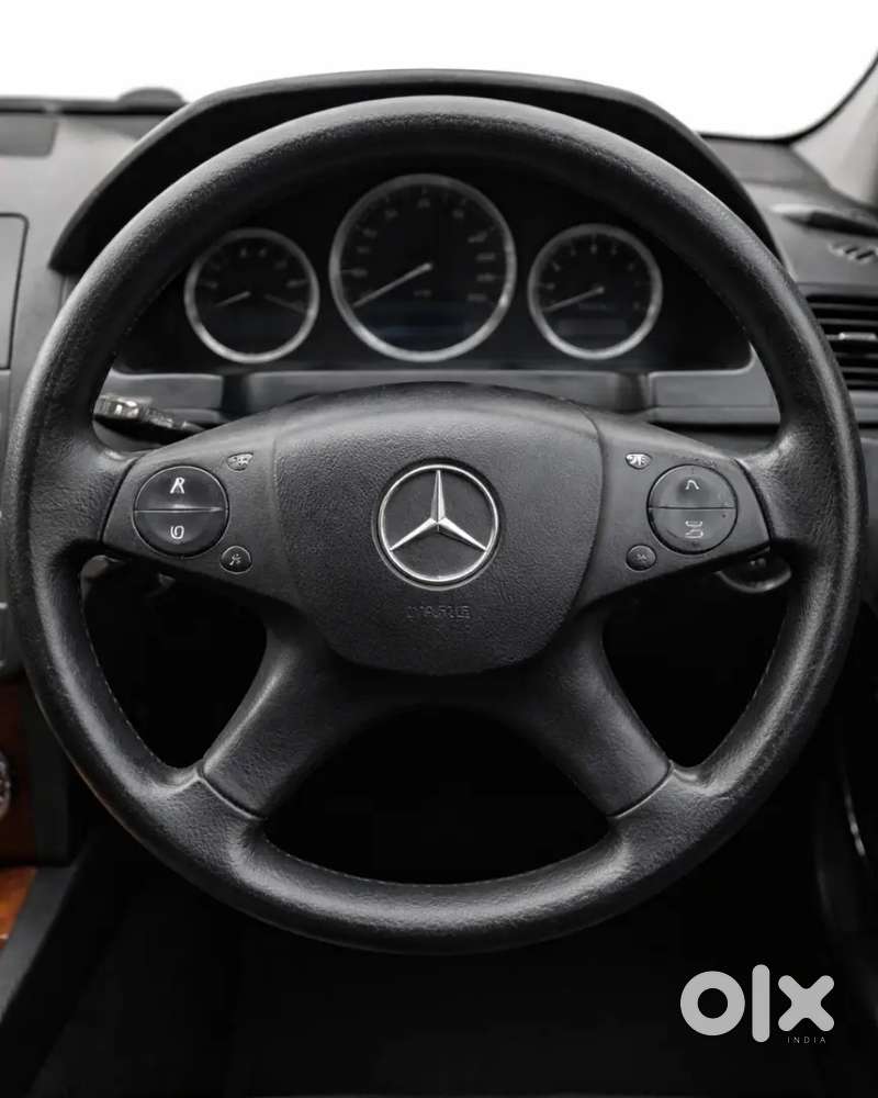 Mercedes Benz C 200 Cgi (2011) Petrol 37000 Km Driven