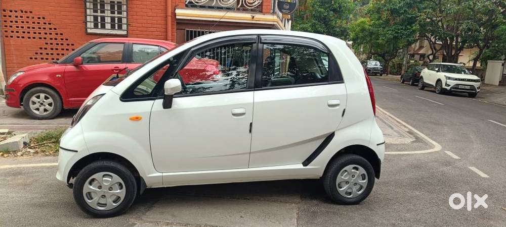 Tata Nano Xta, 2017, Petrol